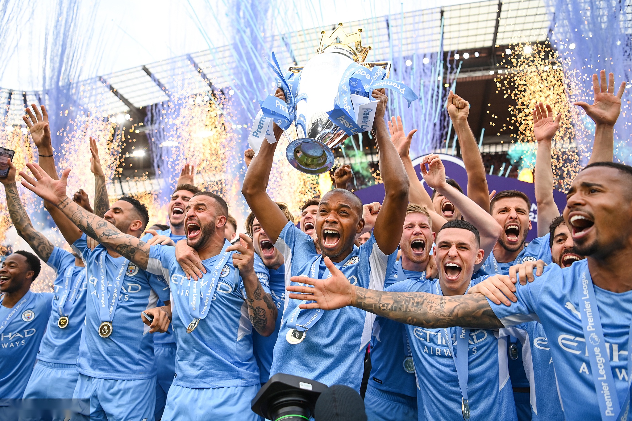 与球迷的关 与球迷的关